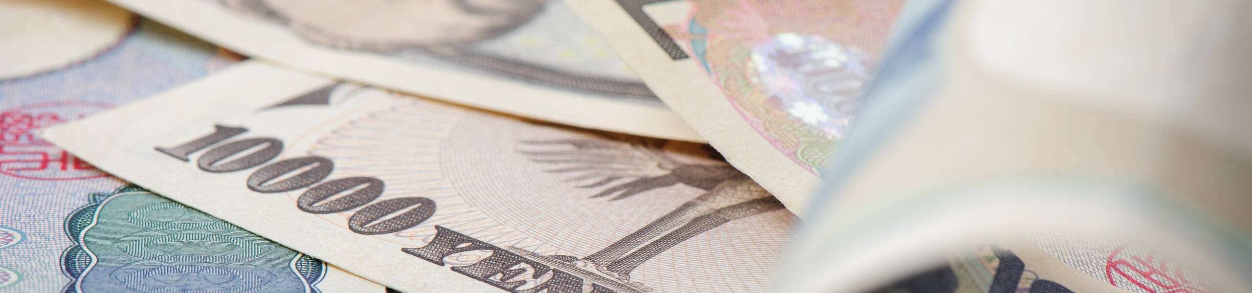 USD/JPY: 'Shooting Star' points to correction