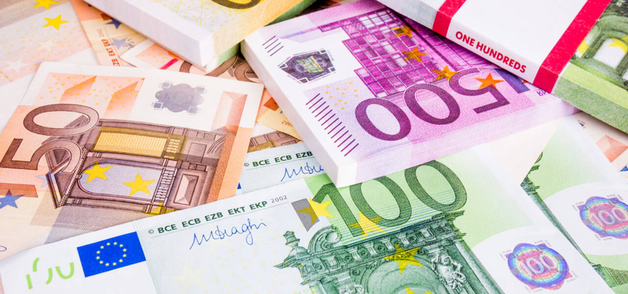 EUR/USD fell below 1.1690