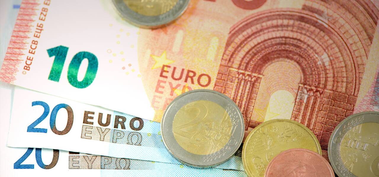 European Currencies Ahead of the Banks' Statements