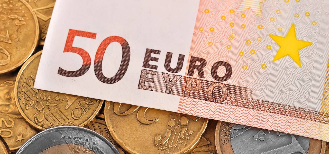 EUR/USD: bullish 'Flag' pattern